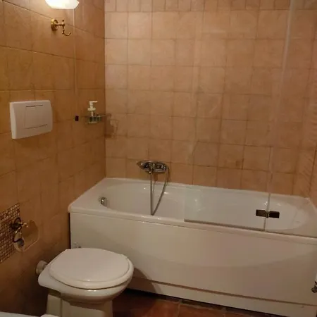 Fattoria Lischeto Farm stay *