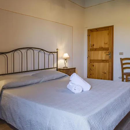 Fattoria Lischeto * Volterra