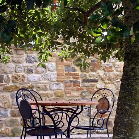 Fattoria Lischeto Farm stay Volterra